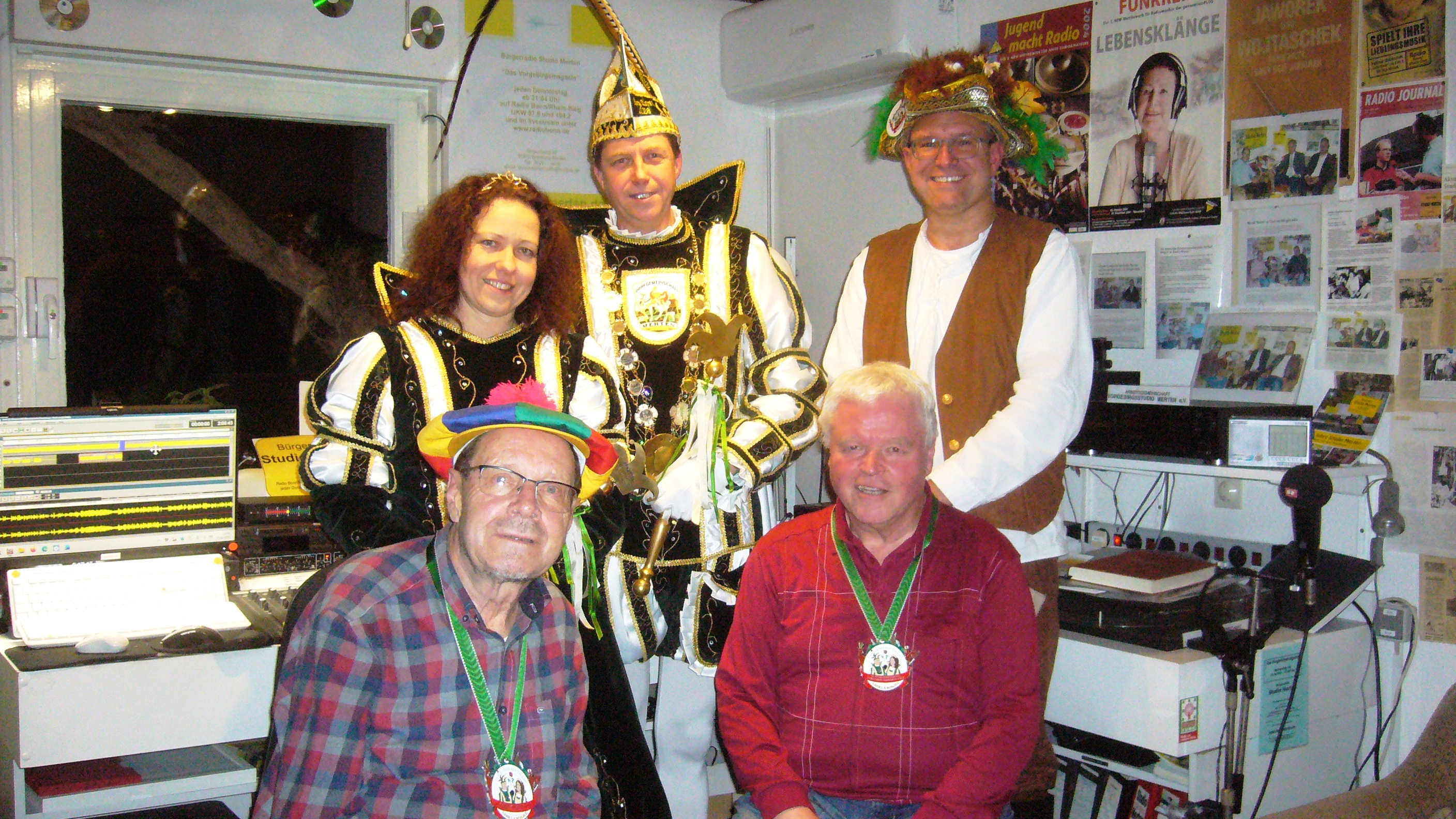 v. l.: vorne Otto Ganser und Dietmar Ballner, hinten Sonja I., Lars I. und Prinzenführer Manuel